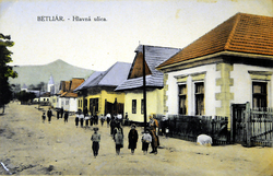 Centrum obce Betliar s ulicou vedúcou ku kaštieľu