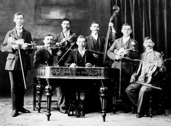 Hudobníce z Betliara na historickej fotografii z konca 19. storočia
