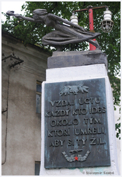 Pamätník obetiam vojny v Dobšinej